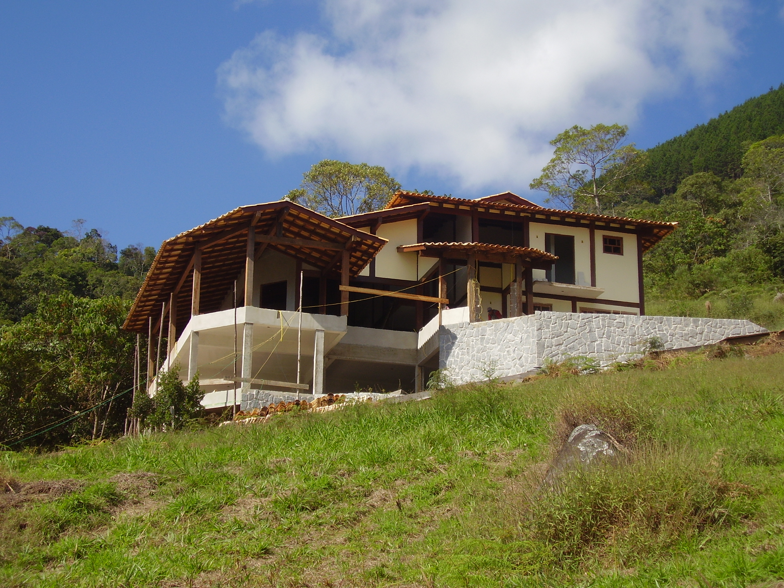 Obra Casa ES em Casa Carlos
