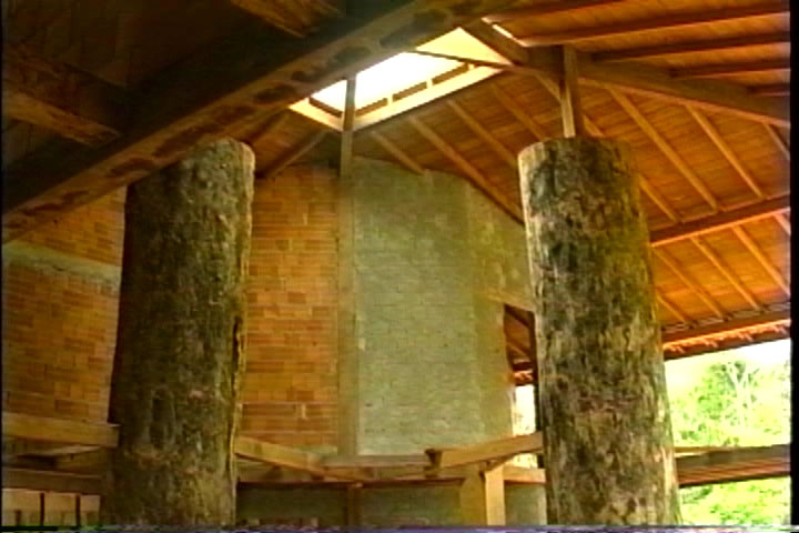 Construção ES - Domingos Martins — Posto dos Morangos